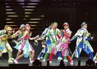 Takarazuka Revue (Flower Troupe) / Gathering / Live Photo, Horizontal, Whole Body, Costume Pink, Blue, Green, Yellow, Cap, Legs Spread, 2L Size / Flower Troupe Yokohama Arena Performance 『 Koisuru Arena 』 Stage Photos