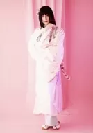 Ryo Taguchi (Tsumiyahime) / Whole body, costume white, body facing left, right hand raised, background pink / Stage "Gokujo Bungaku No. 14 『 : Under the Cherry Trees in Full Bloom, 』 - Solitude -" random bromide