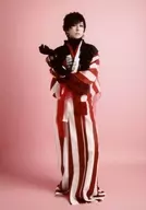 Ryo Taguchi (Tsumiyahime) / Whole body, costume red, right hand raised, left hand right elbow, background pink / Stage "Gokujo Bungaku No. 14 『 Cherry 』 in Full Bloom ~ Solitude ~" random bromide