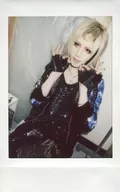 Alpha Ria / Holly Spa / Above-the-Knee / Costume Black / Blue / Left Facing / Both Hands Round / Raw Cheki