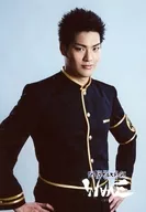 Makoto Takada (Gen) / Upper body / Right facing / Both hands waist / Gray background / Tomokazu Character / Stage "Seishun Uta Tokideki Batrhythm Stage WAVE" Tomokazu Character