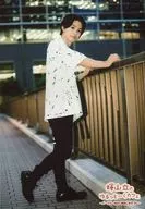 Ryu Kiyama / Body / Costume White / Body Facing Right / Handrails / "Ryu Kiyama's Relaxing Cafe - Open on Birthday Day SP - Bromide