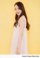 Hello! Project / Haruna Iikubo / Above-knee / Yellow Background / Haruna Iikubo Official photo 『 "Haruna Iikubo" Part 1 』 