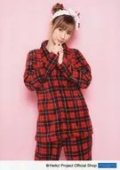 Morning Musume.' 20 / Erina Ikuta / Above-knee / Background Pink / Morning Musume.' 20 Official photo 『 "2020 winter" Part 2 』