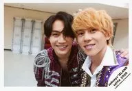 Johnnys Jr. / Matsuda Genta, Suezawa Seiya / horizontal, bust up, costume purple, black, white, smile, Matsuda Shouldered / Johnnys' ISLAND Selfie 2020 / Official Official photo