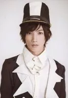 Daisuke Hirose / upper body, costume black, white, hat, front, mouth closed, ② / stage "abc ★ Akasaka Boys Cabaret Table FINAL!"