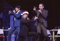 THE CONVOY / Set (3 personas) / Live Photo, Horizontal, Knee Top, Clothing Black, Blue, Suit, Santa Hat, Right Piece, Left Hand Microphone, Left Hand Microphone / THE CONVOY SHOW VOL. 38 "ONE!" Bromide stage photography ver.