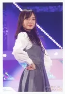 No. 008 : Minami Umezawa / Live Photo / Above the Knee / Costume Gray / Right Hand Waist / CHOOSE 5 PHOTOS! ~ 3 / 4 Live Live LIVE PHOTO Ver. ~