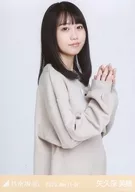 Mio 矢久保 / upper body, latte color / "Nogizaka46 2020. April-IV" WebShop Limited Random Official photo