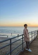 Yuya Asato / Whole Body, Costume Pink, Both Hand Pockets, Left Knee Bending, Body Facing Right, Background Sea / Magazine "The Television Square" Random Photo 1st [Photo Collection "HappY" unpublished SP]