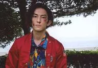 鹿杀剧团/橘辉/横型·丰胸·服装红·蓝·双手下·闭口·海/鹿杀剧团三久违的新作本公演