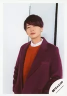 Kanjani Eight / Tadayoshi Okura / Upper Body / Costume Purple / Brown / Both Hands / Face Tilt / "Kanjani Eight 47 Prefecture Tour Update" Goods Off Shot 2nd / Official Official photo