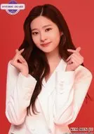 IZ * ONE / Kim Min Ju / upper body ・ background red / "ONE IRIIC DIARY DIGITAL SHOWCASE IN JAPAN" IZ * ONE JAPAN OFFICIAL FAN CLUB SITE members only Random Official photo TypeA