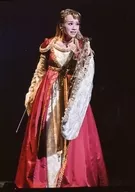 Takarazuka Revue (Yukigumi) / Kiho Macolor / Live Photo / Whole Body / Costume Red / Gold / White / Eye Right / Background Black / 2L Size / Yukigumi National Tour Performance 『 Habadtake Golden Wings 』 『 Music Revolution! 』 Stage Photos