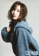 藤崎朱香/上半身衣服藍色向左/右手胸前/視線右/舞台交換式明信片
