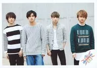 DISH// / Assembly (4 persons) / Horizontal / Knee-High, Costume black, beige, white, green, Kitamura both hands hanging, Background gray / "Juke DISH// Box ~ Miracle 55 songs! All playback! in East and West Yaon ~" Official photo DISH// Set