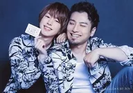 須永風太(IKUMI)・樋口夢祈(英)/橫式・上半身・坐・樋口兩眼閉合・撲剋牌/Asterism vol，06交換式明信片
