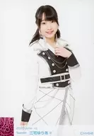 B : Yuria Miyake / 2020 June-rd Random Official photo