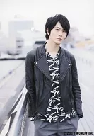 Motohiro Ota / Above-the-knee, Costume Black, Both Hands Pocket, Outdoor / "Mottun-cha" Special Gift Bromide