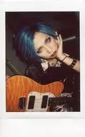 Sea-otter / milk / bust up / costume black / white / red / left hand cheeks / guitar / raw Cheki
