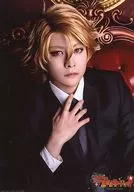 Shohei Domoto (Jan Carlo) / Bust up / Sofa red / Character C shot / "THE STAGE Lucky Dog 1 Paradise Lost" Individual Bromide