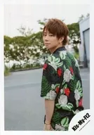 Kis-My-Ft2 / Hiromitsu Kitayama / Upper Body / Costume Black. Green. Red. White, Left Lower, Left Facing, Turning / Single "ENDLESS SUMMER" MV & Jacque-Shot Off-Shot / Official Official photo