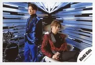 KinKi Kids / Koichi Domoto, Tsuyoshi Domoto / Horizontal, Knee-Up / Album "O album" MV & Jacque Photo Off-Shot / Official Official photo