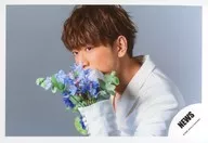 NEWS / Keiichiro Koyama / horizontal bust up / single "Beautiful / Chincha Umakka / Canary" MV & Jacque-shot off-shot / official Official photo