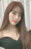 Fromis _ 9 / Park Ji Won / Left Hand Shoulder / Back Side Blue Light/CD "My Little Society" (My Society Ver.) Special Gift Photo Card