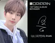 DRIPPIN/チャンウク(CHANG UK)/衣装黒・白・パーカー・両手下げ・裏面印刷サイン入り/CD「1st Mini Album Boyager」封入特典フォトカード