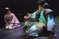 Noriaki Tabuchi (Masako HOJO) and 丈瑠 OGAWA (Minamotono Sanetomo) / Live photo, horizontal type, postcard size / Produced by Blue Shuttle 『 Nihonshi Rock show Vol. 1 "Jokyu Rebellion" 』 Random Genneprobromide