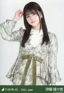 伊藤理々杏/上半身・スペシャル衣装32/「乃木坂46 2021.June」WebShop 限定ランダム生写真