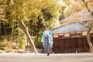 Akira Kanegae / Horizontal ・ Postcard size / Blue Shuttle Produced "Shinsengumi" KUJI Photo 3 Light blue KUJI Photo