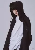 和田雅成(濑名征行)/膝上/"REAL⇔FAKE 2 nd Stage>集换式明信片