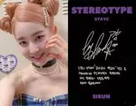 STAYC / Shiun (SIEUN) / Back Black / Print Signature / CD "STEREOTYPE" (TYPE A Ver.) Special Photo Card
