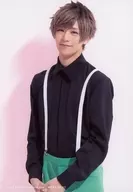 前川优希(皆木缀)/膝上·角色快照/"MANKAI STAGE『A3！』Troupe LIVE～SPRING 2021～"Solo明信片