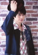 Manabu Takamoto / "Reading Cinema × 2020 Autumn Special THE BUTTERFLY EFFECTCHRONICLE  When it spins beautifully ---- --" sheet of paper measuring 89 × 127mm Bromide (Stylist costume ver)