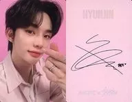 Hyunjin Kids / Pink on the back, printed with signature, character hologram specifications / "NACIFIC×Stray Kids" Purchase benefits Photo Card 7th edition