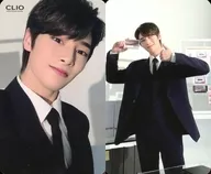 Purchase benefits Kids/I. N / double-sided card / "CLIO×Stray Kids" target products Photo Card
