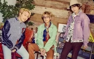 Trignal / Gather (3 people) / Horizontal / CDs "Illon Nakatachi" (LACA 25073) first production enclosed special random photo card