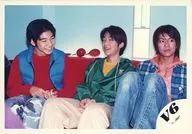 V6/集合(3人)/横型/公式生写真