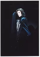 Takarazuka Revue (Sorgumi) / Youka Kao / Live Photo / Knee-Top / 2L Size /' Phantom' /' Takarazuka Revue' Official Official photo