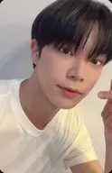 02：VERIVERY/ドンホン(Dongheon)/「2022 VERIVERY 1st CONCERT PAGE ： O」トレーディングカード