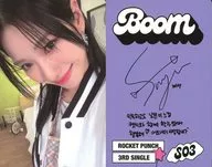 Rocket Punch / Suyun / Purple on the back / Printed with signature / CD-BOOM photo card