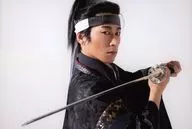 Ryota UMEBAYASHI (Kanbei KURODA) / horizontal, postal size / "Blue Shuttle Produced 『 Oda Nobunaga 』" Random Bromide