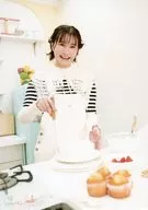 Mayu Sagara / "Mayu Sagara solo debut memorial special event Everyone's Smile" sheet of paper measuring 89 × 127mm Bromide KUJI