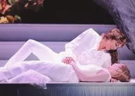 Takarazuka Revue (Flower Troupe) / Tomu Ranju / Hana Ranno / Live Photo / Horizontal / 2L Size / Flower Troupe Tokyo Performance "Poems of Love and Revolution - Andrea Chenier" "Mr. Swing!" Stage Photos