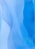 INI CALENDAR 2025特典相冊