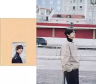 ファンクラブ会員限定版)佐藤勝利1st写真集「A Bird on Tiptoe」