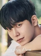 MYNAME 3rd写真集「’Carpe Diem’今の瞬間を大切に」(チェジン表紙Ver.)